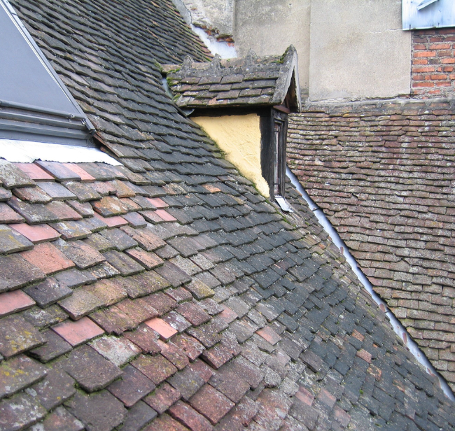Tile Roofing Giffnock 3 Why Tile Roof Problems Need Proper Diagnosis