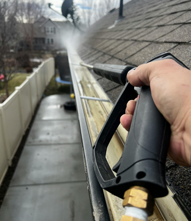Guttering in Whitecraigs